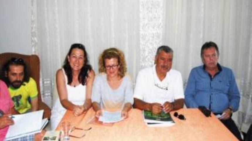 Ayvalık&rsquo;ta Zafer Platform &Uuml;yesi &Ccedil;evrecilerin Oldu