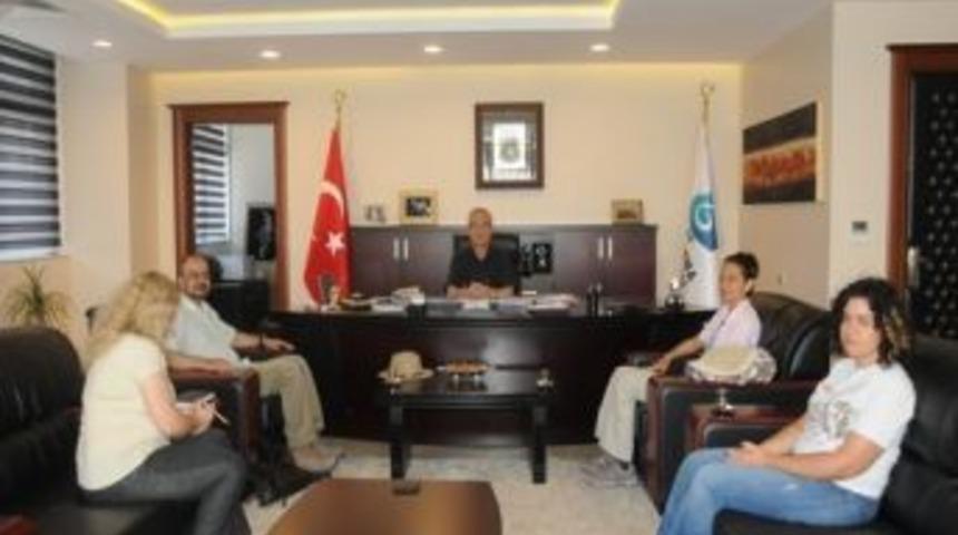 Daskyleion Ekibi Belediye Başkanı Sedat Pekel'i Makamında Ziyaret Etti