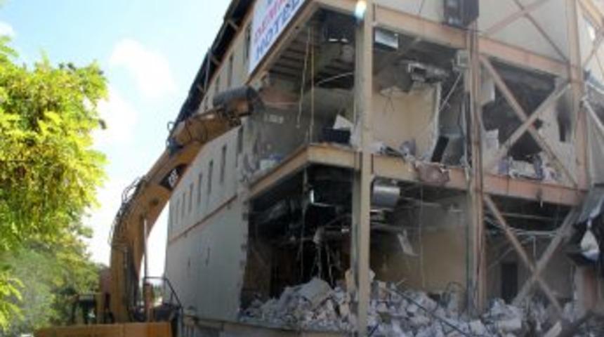 &Ccedil;ankaya Belediyesi, Tartışmalı Oteli Yıktı