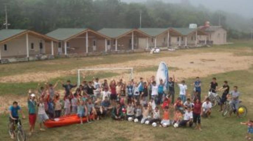 Sarısu Kampı Hem Eğlendiriyor Hem Eğitiyor