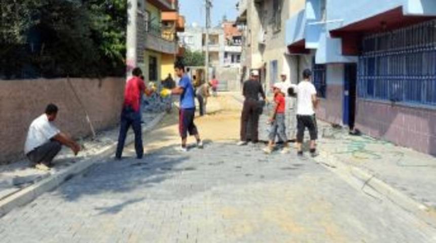 Akdeniz Kilit Taşı &Ccedil;alışmalarına Devam Ediyor