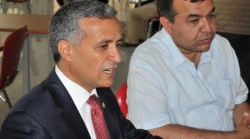 Yurttaş, Turgutlu'da Yeni Devlet Hastanesini Gezdi