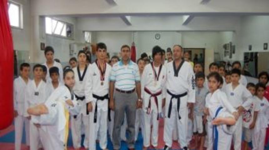 Şehitkamil&rsquo;de Taekwondocular Başarıdan Başarıya Koşuyor