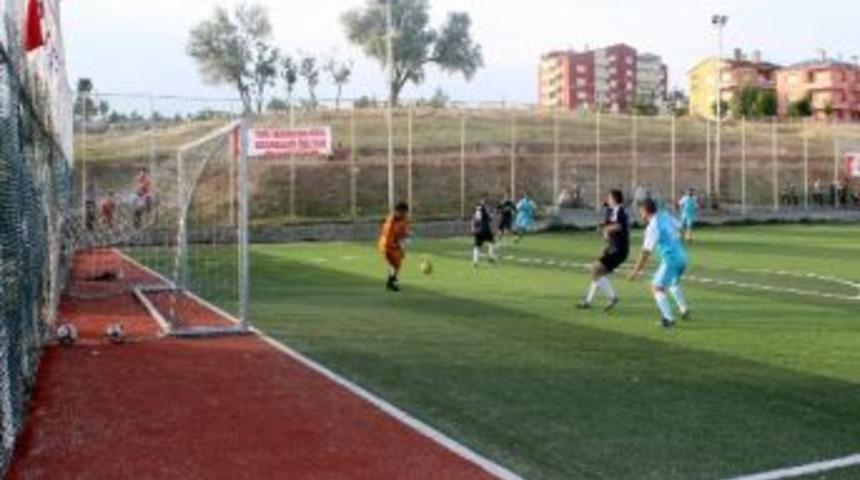Birimler Arası Futbol Turnuvası Devam Ediyor
