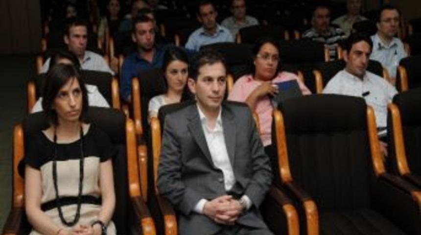Dış Pazarlama Ve M&uuml;şteri Bulma Taktikleri Semineri