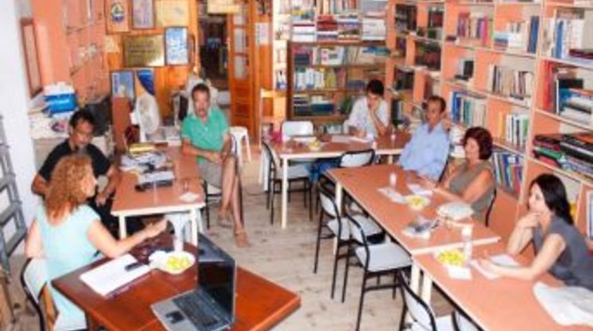 Akk&ouml;y K&uuml;t&uuml;phanesi Yazarlık At&ouml;lyesi Başladı