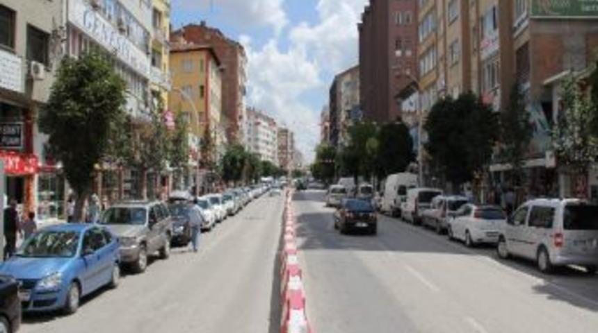 &Ccedil;orum Belediyesi&rsquo;nden Gazi Caddesi&rsquo;ne Yeni D&uuml;zenleme