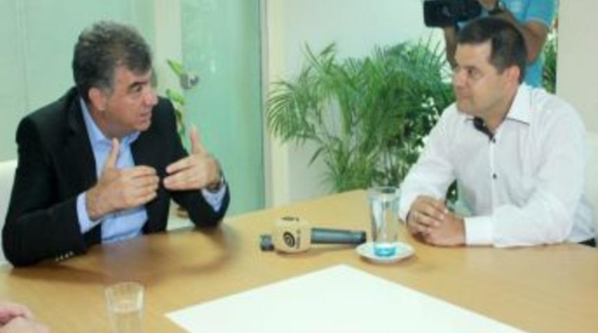 İzmir'de BBP'den CHP'ye Nezaket Ziyareti