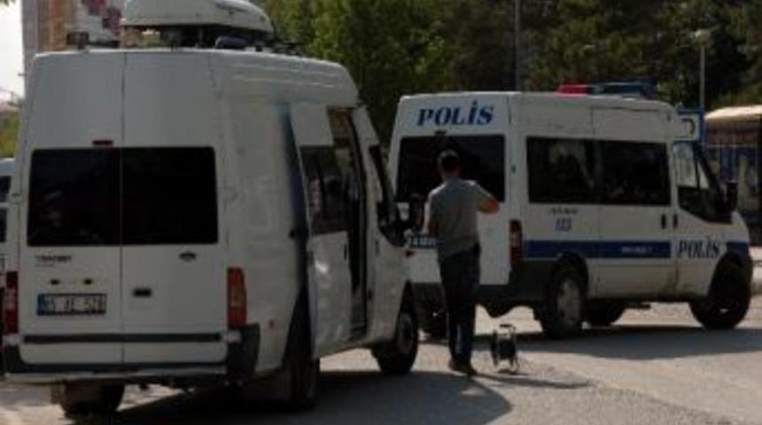 Van'da Ş&uuml;pheli Paket