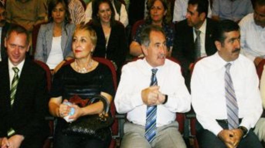 Bakan G&uuml;nay Konya&rsquo;da