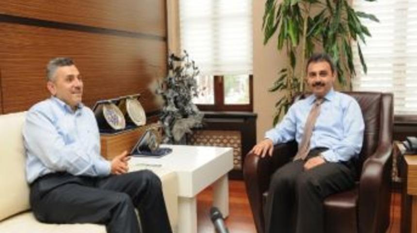 Akif G&uuml;lle&rsquo;den Başkan K&uuml;lc&uuml;&rsquo;ye Ziyaret