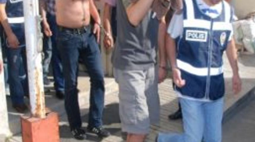 Fuhuş &Ccedil;etesi Operasyonunda 6 Tutuklama