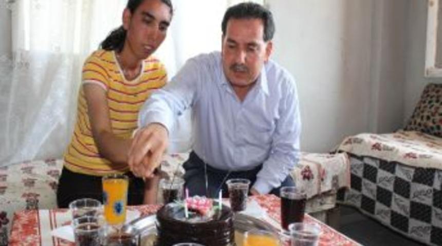 &ldquo;sarı&ccedil;amlı Benim De Elimden Tut&rdquo; Projesi