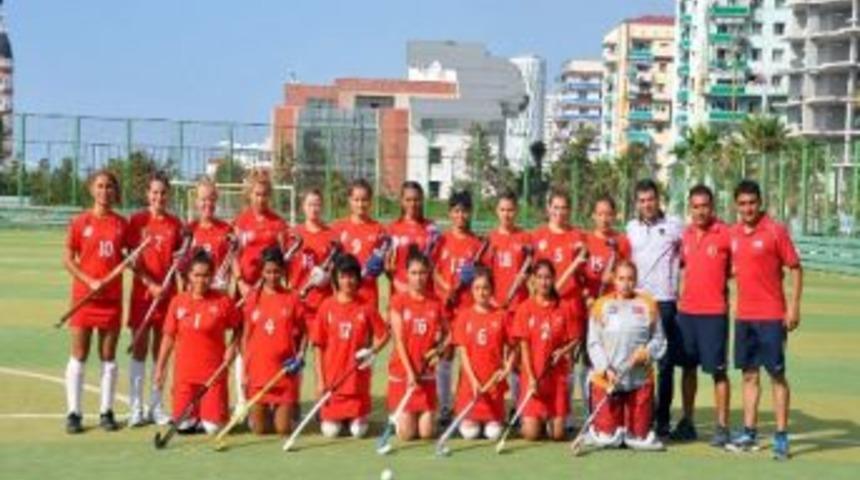 T&uuml;rkiye Hokey Milli Takımları D&uuml;nya Kupası Yolunda