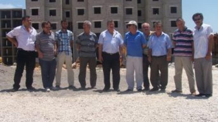 Akg&uuml;l'den İnceleme