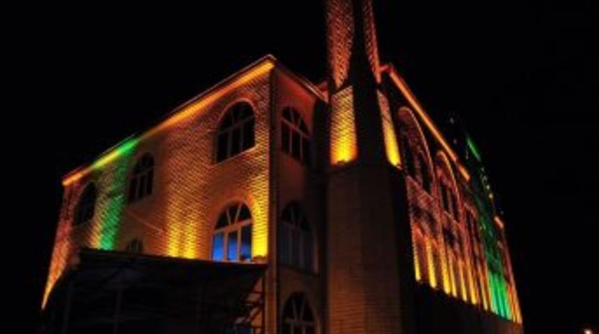 Tepebaşı Belediyesi, Camileri Ramazan'a Hazırlıyor