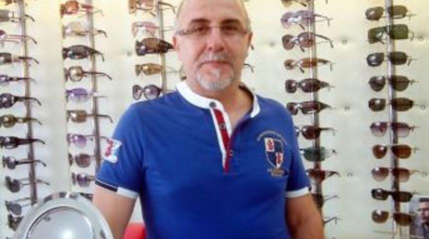 Burhaniye&rsquo;de 2 Aydan Beri G&ouml;z Doktoru Yok