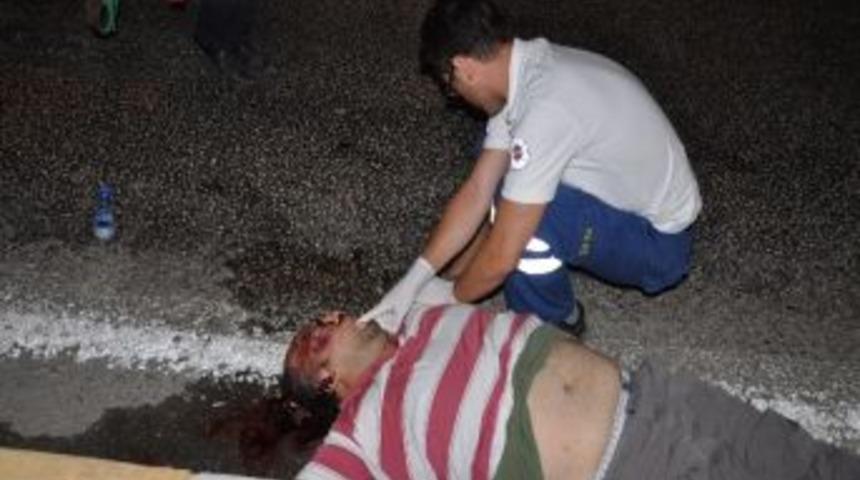 Polis Ekibi Kaza Yaptı: 1 Ağır Yaralı