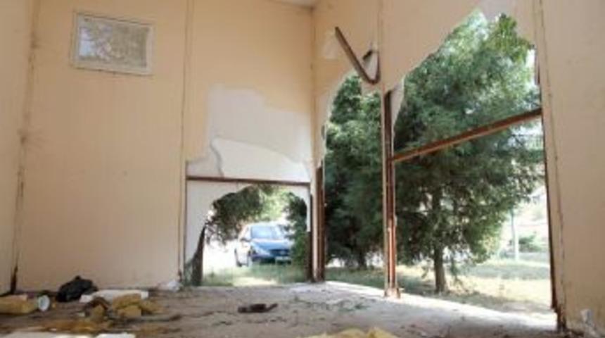 Hırsızlar Sınır Tanımıyor, Deprem Evini Bile Soydular