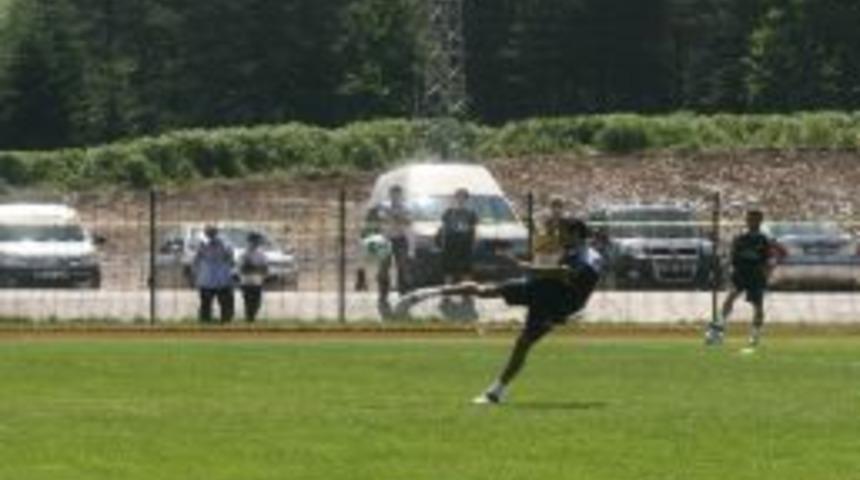 Fenerbah&ccedil;e'de Hazırlıklar Devam Ediyor