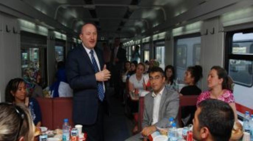 Gen&ccedil;lik Treni&rsquo;nin Efeleri, K&uuml;lt&uuml;r Başkenti Eskişehir&rsquo;e Uğradı