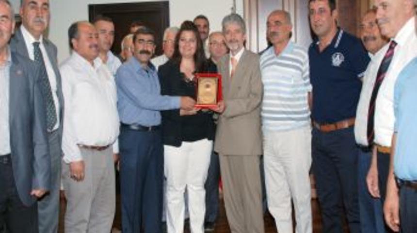 Muhtarlardan Başkan Tuna'ya Teşekk&uuml;r Ziyareti