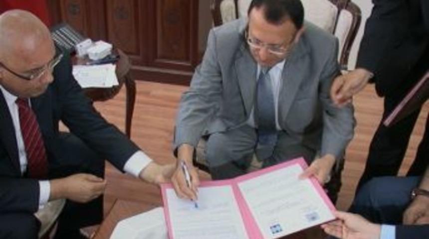 Malatya Valiliği, Tso Ve Halk Bankası Tarafından Enerji Verimliliği İle İlgili Protokol İmzalandı