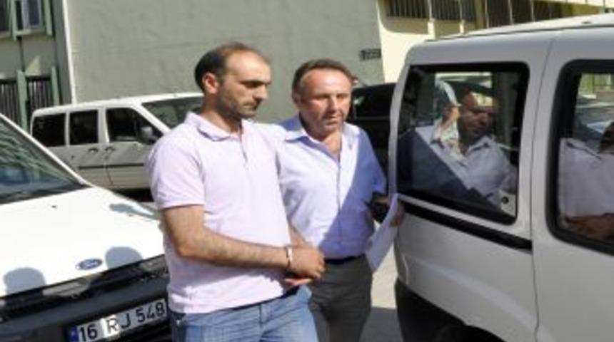 Bursa'da Bı&ccedil;aklı Kavga