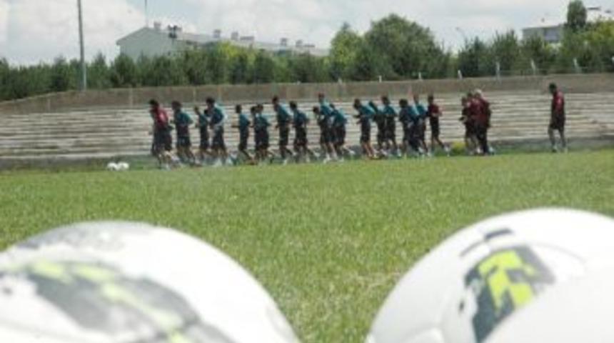 &Ccedil;aykur Rizespor Erzurum&rsquo;da Kampa Girdi