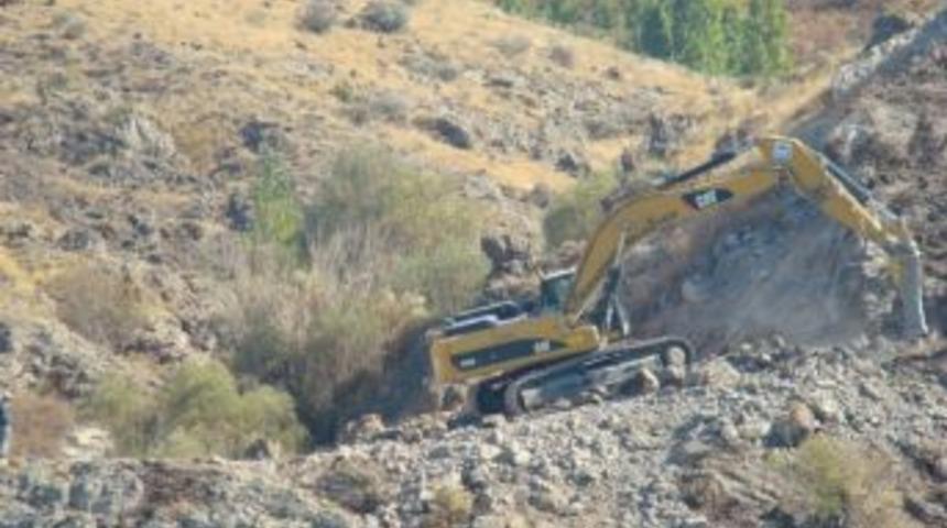 Kocasinan Sahil Yolunda &Ccedil;evril Etabına Başladı
