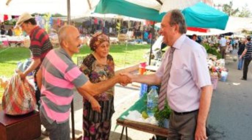 Başkan Burma Pazarcı Esnafının Sorunlarını Dinledi