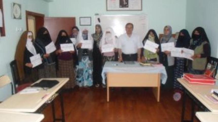 70 Yaşından Sonra Cenaze Ve Kefenleme Sertifikası Aldı