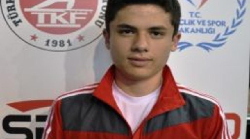 D&uuml;zceli Muhammet Karatede D&uuml;nya İkincisi Oldu