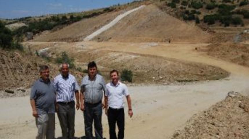 Kula &Ccedil;eleng&ouml;z Sulama G&ouml;leti'nde İnceleme