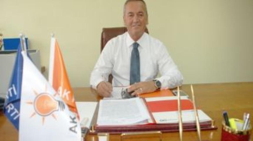 &Ccedil;akar'dan Kocaoğlu'na: Bahane Değil, Hizmet &Uuml;ret