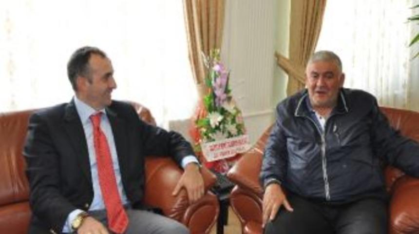 Basın İlan Kurumu Şube M&uuml;d&uuml;r&uuml; Engin&rsquo;den, Etb Başkanı Hınıslıoğlu&rsquo;na Ziyaret&hellip;