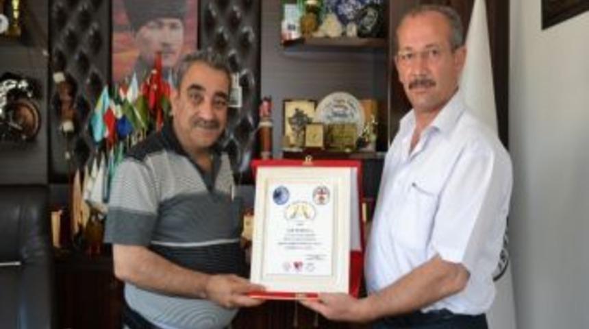 İşitme Engelliler Derneğinden Yarımca&rsquo;ya Teşekk&uuml;r