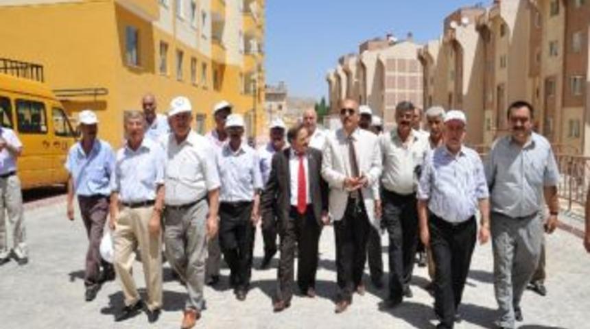 Muhtarlar Şahinbey Belediyesi&rsquo;nin Hizmetlerini Yerinde G&ouml;rd&uuml;