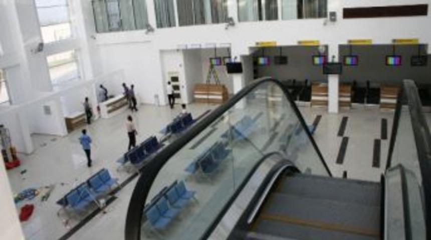 Iğdır&rsquo;da 16 Yıl &Ouml;nce Temeli Atılan Havalimanına İlk Başbakanın U&ccedil;ağı İnecek