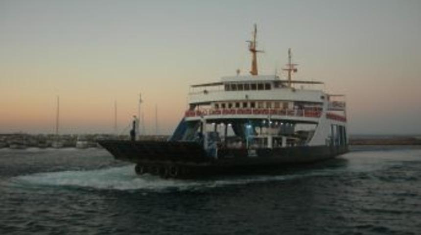 K&ouml;pr&uuml; Trafiğine Arabalı Vapur &Ccedil;&ouml;z&uuml;m&uuml;