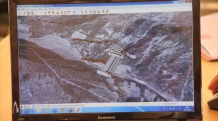 Vali &Ouml;zcan, Bayram&ouml;ren HES Projelerini Yerinde Inceledi