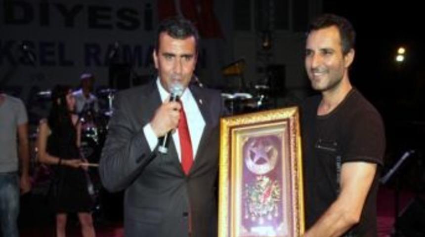 Payas&rsquo;ta &lsquo;rafet Elroman&rsquo; R&uuml;zgarı