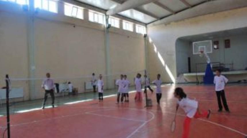 Pazarlar&rsquo;da 5 Dalda Yaz Spor Okulu A&ccedil;ıldı