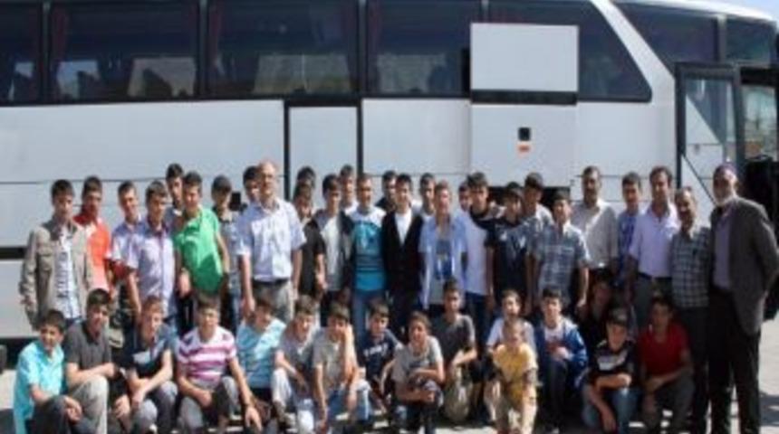 Pasinlerli &Ouml;ğrenciler Urfa Yolcusu