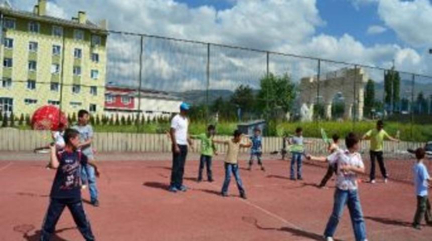 Erzurum&rsquo;da Yaz Spor Okulları S&uuml;r&uuml;yor