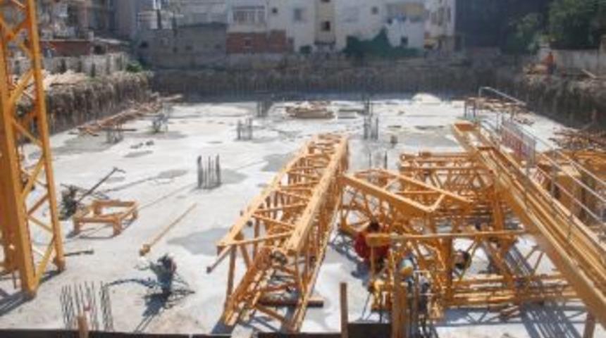 Yalova'da 400 Ara&ccedil;lık Otoparkın Temeli Atıldı