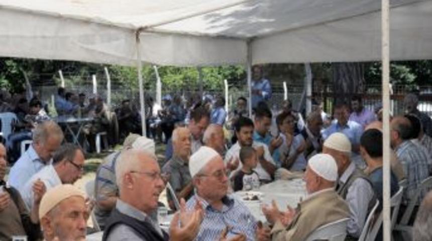 Dolu Baba Dualarla Anıldı