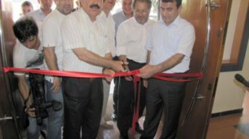 &Uuml;nye'de Baskı T&uuml;r&uuml;nde Resimler Sergisi A&ccedil;ıldı