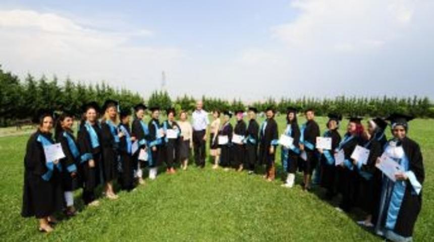 Liderlik Akademisi Eğitim Programı&rsquo;nda Mezuniyet T&ouml;reni