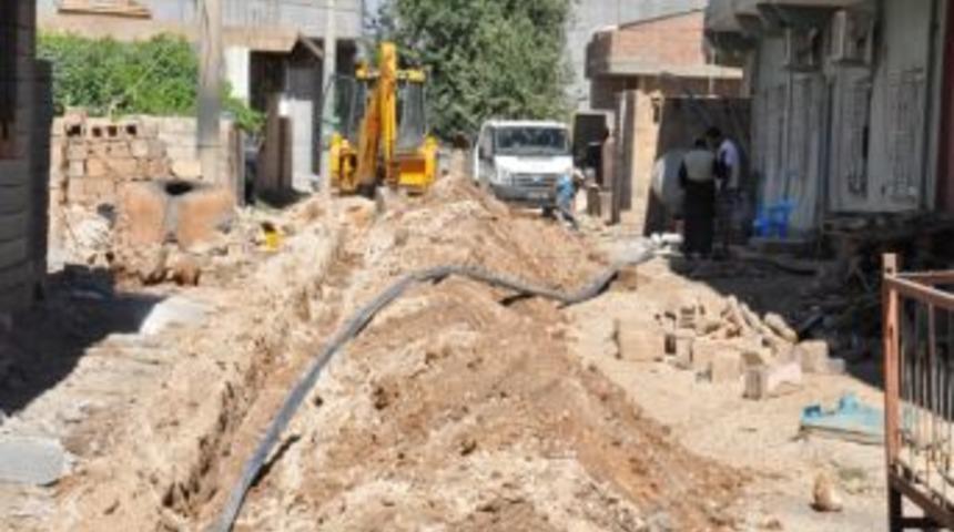 Kızıltepe'de İ&ccedil;me Suyu Boruları Yenilendi